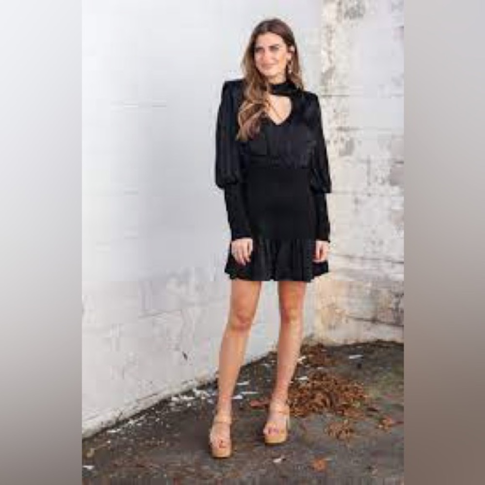 NWT Farm Rio black Heart Neckine mini dress